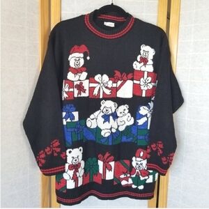 Christmas Sweater Size Medium Holiday Time Bears and Boxes